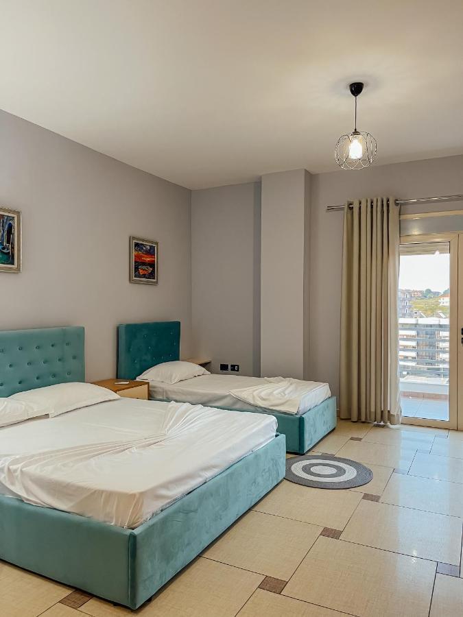 Rooftop Apartments Durrës 外观 照片